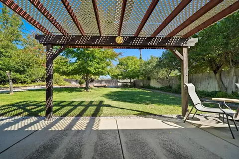 1603 Imperial Dr, Redding, CA 96003 photo 17