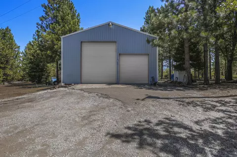 29944 White Pine Way, Round Mountain, CA 96084 photo 2