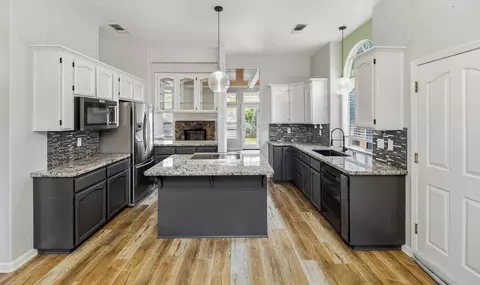 Kitchen - 1891 Edgewood Dr, Redding, CA 96003 photo 1 of 5