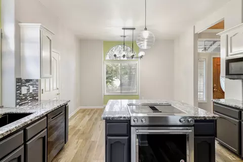 Kitchen - 1891 Edgewood Dr, Redding, CA 96003 photo 5 of 5