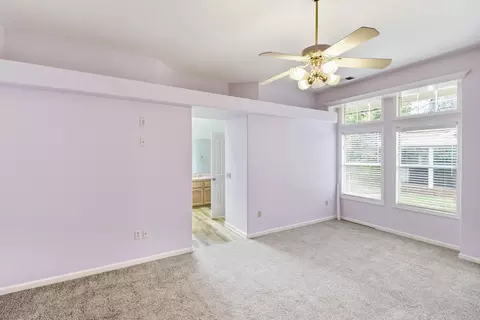Bedroom - 1891 Edgewood Dr, Redding, CA 96003 photo 5 of 6