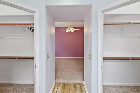 Entry Way - 1891 Edgewood Dr, Redding, CA 96003 photo 2 of 2
