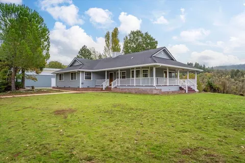 30153 Frisby Rd, Round Mountain, CA 96084