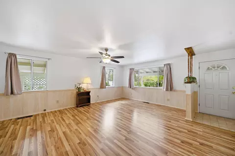 Living - 9807 Logan Rd, Redding, CA 96003 photo 4 of 4