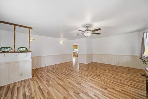 Living - 9807 Logan Rd, Redding, CA 96003 photo 2 of 4