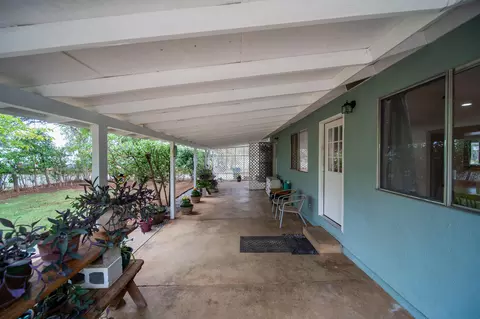 Exterior - 9807 Logan Rd, Redding, CA 96003 photo 10 of 21
