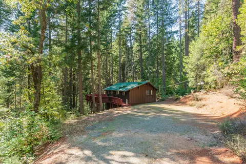 761 Lake Forest Dr, Trinity Center, CA 96091 photo 3