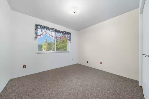 892 August Way, Redding, CA 96003 photo 24