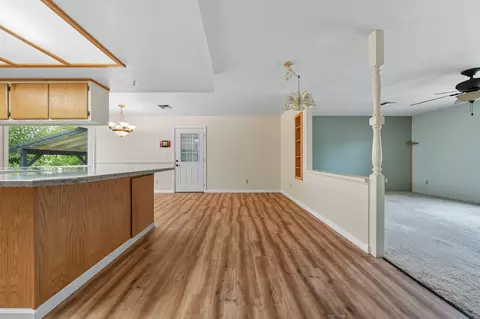 892 August Way, Redding, CA 96003 photo 11