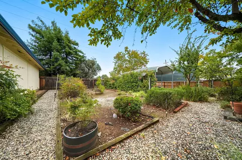 892 August Way, Redding, CA 96003 photo 29