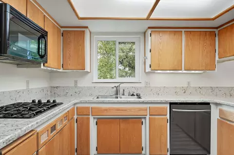 892 August Way, Redding, CA 96003 photo 8
