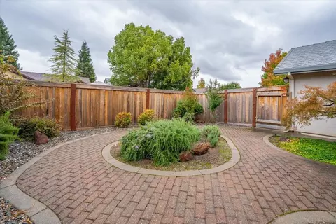 375 Franciscan Trl, Redding, CA 96003 photo 46