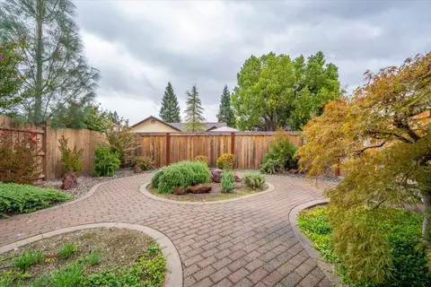 375 Franciscan Trl, Redding, CA 96003 photo 23