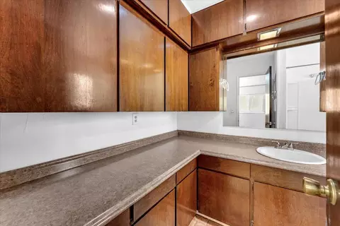 Bath - 18830 Newman Rd, Red Bluff, CA 96080 photo 3 of 10