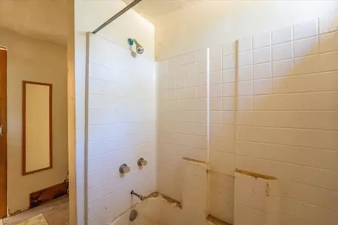 Bath - 18830 Newman Rd, Red Bluff, CA 96080 photo 10 of 10