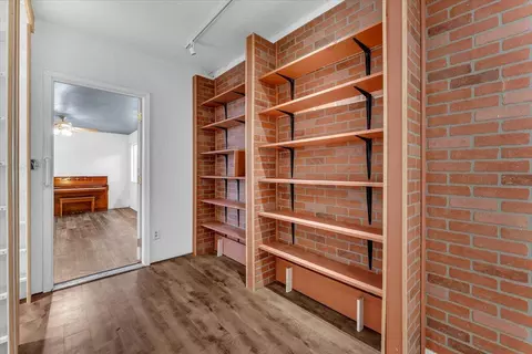 Entry Way - 18830 Newman Rd, Red Bluff, CA 96080 photo 3 of 3