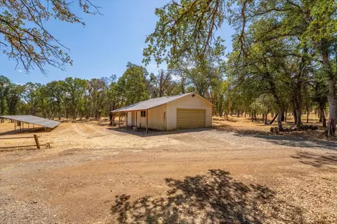 Exterior - 18830 Newman Rd, Red Bluff, CA 96080 photo 9 of 11