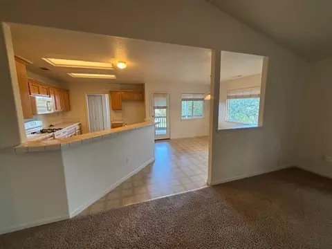 Living - 667 Reddington Dr, Redding, CA 96003 photo 2 of 5