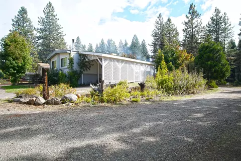 7546 Creekside Mobile Cir, Shingletown, CA 96088