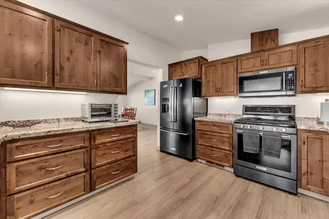 4785 Underwood Dr, Redding, CA 96003 photo 11