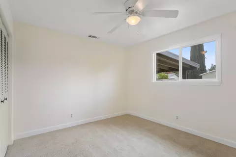2269 Corona St, Redding, CA 96002 photo 20