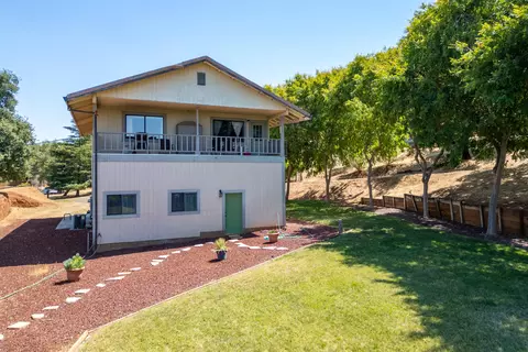 1350 2nd St, Anderson, CA 96007