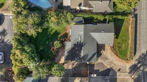 953 Camino Ct, Redding, CA 96002 photo 34