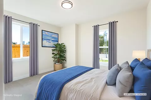 Bedroom - 3063 Karuk Ave, Redding, CA 96002 photo 4 of 7