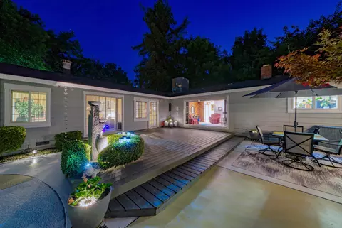 Exterior - 2945 Mahan St, Redding, CA 96001 photo 3 of 41