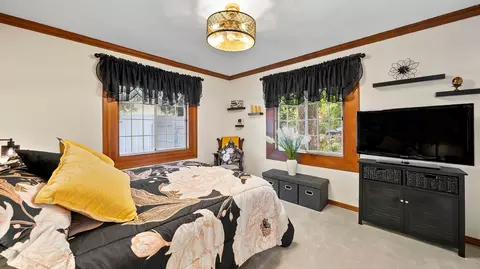 Bedroom - 2945 Mahan St, Redding, CA 96001 photo 1 of 5