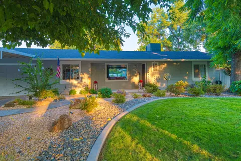 Exterior - 2945 Mahan St, Redding, CA 96001 photo 9 of 41