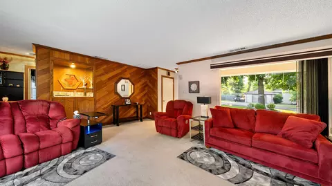 Living - 2945 Mahan St, Redding, CA 96001 photo 1 of 3