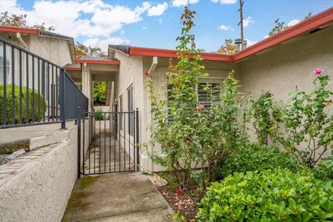 738 Stonebriar Trl, Redding, CA 96003 photo 32