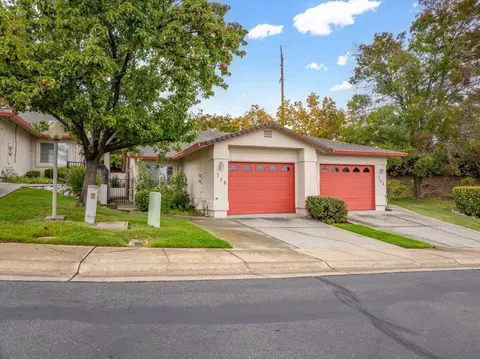 738 Stonebriar Trl, Redding, CA 96003 photo 5