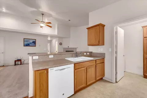 738 Stonebriar Trl, Redding, CA 96003 photo 14