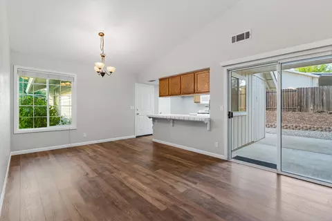 1346 Minder Dr, Redding, CA 96003 photo 6