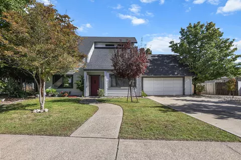 404 Woodhill Dr, Redding, CA 96003 photo 32