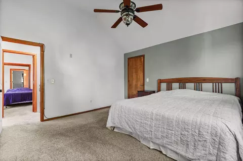 404 Woodhill Dr, Redding, CA 96003 photo 14
