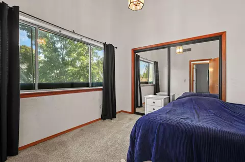 404 Woodhill Dr, Redding, CA 96003 photo 16