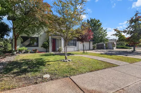 404 Woodhill Dr, Redding, CA 96003 photo 31