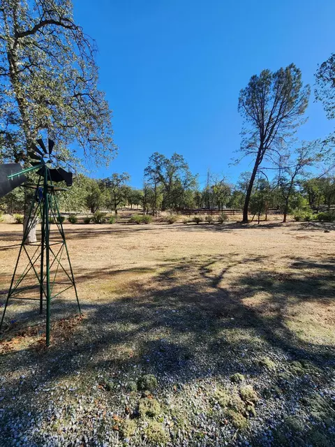 13940 Down Pages Ln, Redding, CA 96003 photo 36