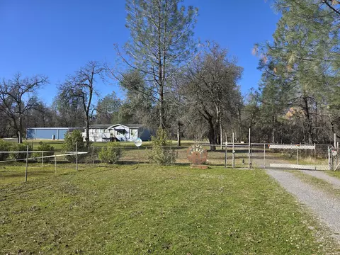 13940 Down Pages Ln, Redding, CA 96003