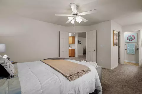 Bedroom - 894 Montcrest Dr, Redding, CA 96003 photo 6 of 7