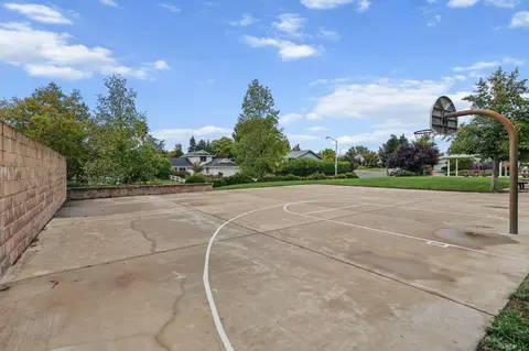 Other - 894 Montcrest Dr, Redding, CA 96003 photo 12 of 16