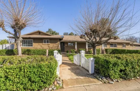 590 Dee Ct, Redding, CA 96002
