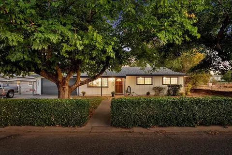 21999 Riverside Ave, Red Bluff, CA 96080