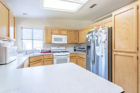 Kitchen - 60 Ortega Ct, Redding, CA 96003 photo 1 of 2