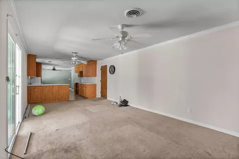 5009 Surrey Dr, Redding, CA 96002 photo 13