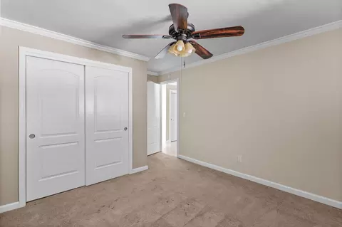 5009 Surrey Dr, Redding, CA 96002 photo 21