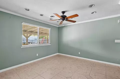 5009 Surrey Dr, Redding, CA 96002 photo 11